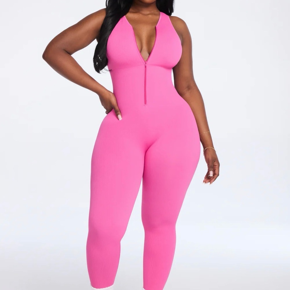 Chic Pink Halter Jumpsuit